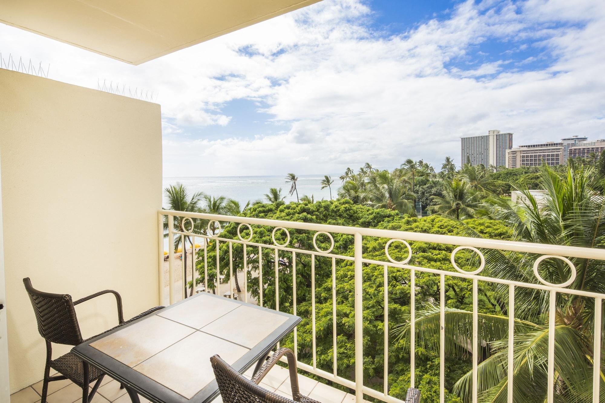 Castle Waikiki Shore Хонолулу Екстериор снимка