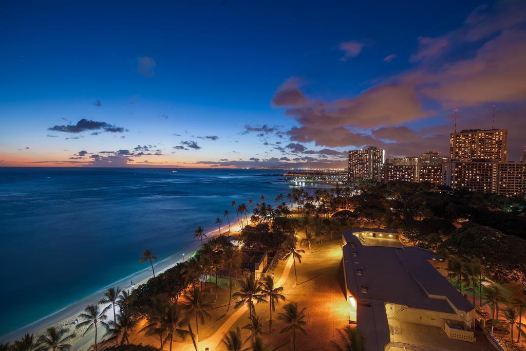 Castle Waikiki Shore Хонолулу Екстериор снимка